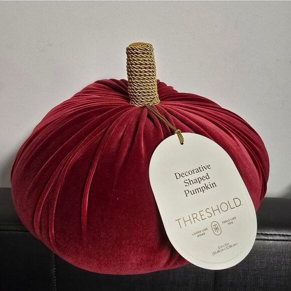 NWT THRESHOLD Halloween Thanksgiving large 16' Shaped Velvet Burgundy Pumpkin - Picture 5 of 10